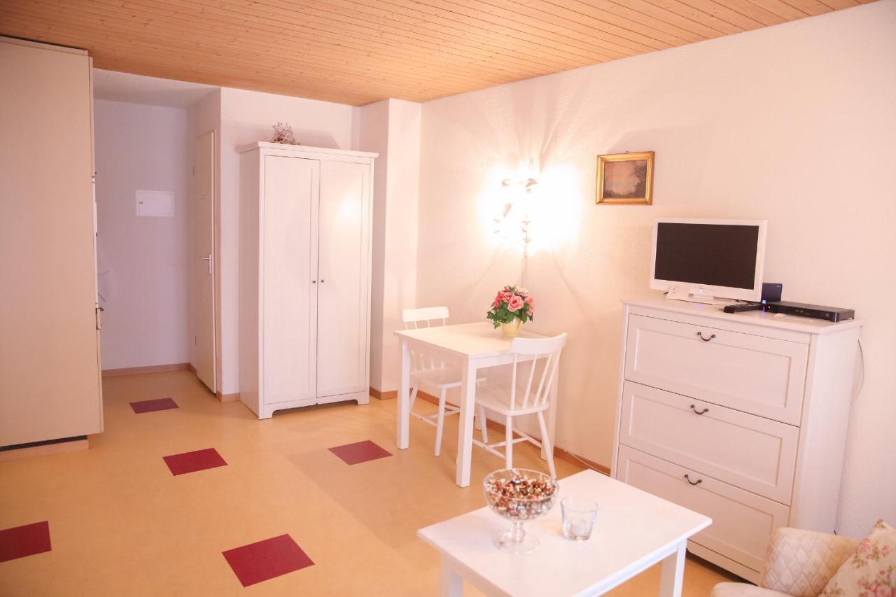 Frau Meise Bed & Breakfast Baden Exterior photo